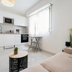 https://magnifique-studio-beaulieu-sur-mer.fr-provencehotel.com