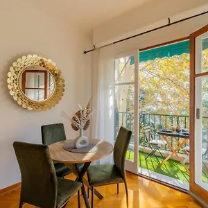 https://le-carr-dor-mermoz.fr-provencehotel.com